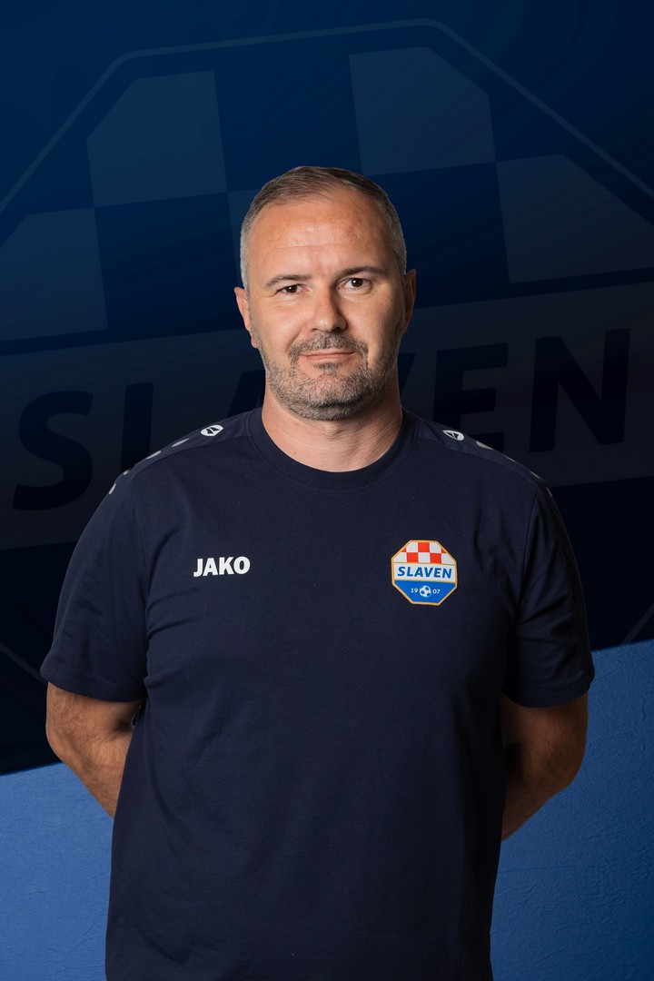 Toni Kuzmić