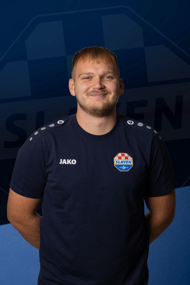 Dominik Pakasin